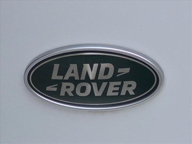 Used 2023 Land Rover Defender 90 S AWD/4WD image 19
