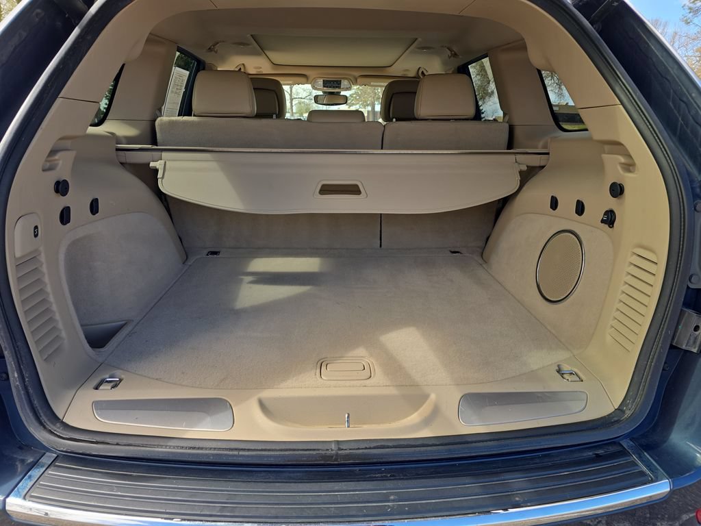 Used 2019 Jeep Grand Cherokee Overland AWD/4WD image 25