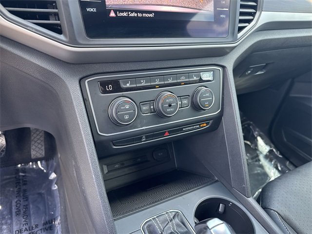 Used 2021 Volkswagen Atlas SE w/ Towing Package image 24
