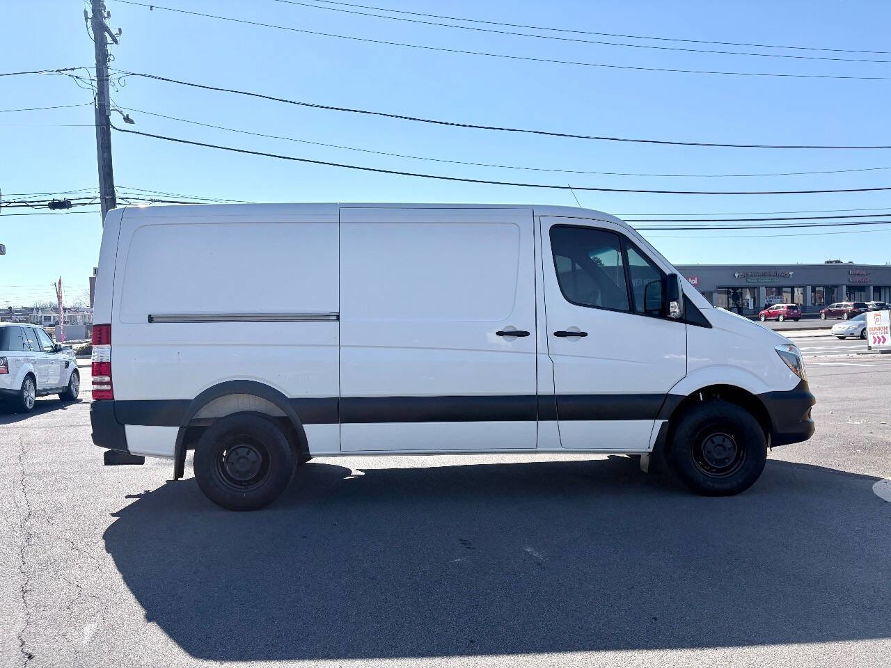 Used 2017 Mercedes-Benz Sprinter 2500 image 7