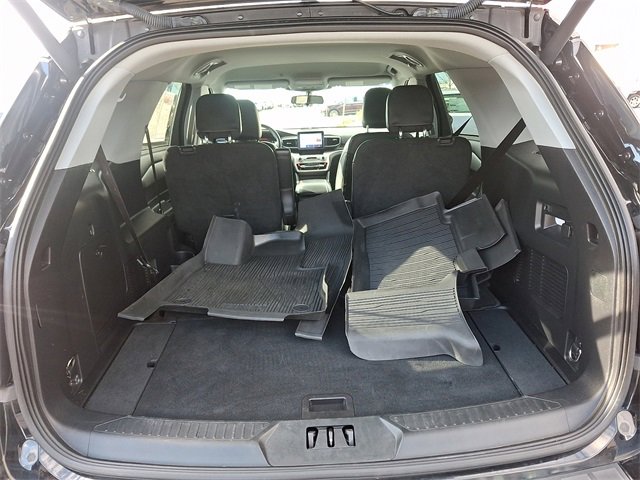 Used 2022 Ford Explorer XLT w/ Equipment Group 202A image 28