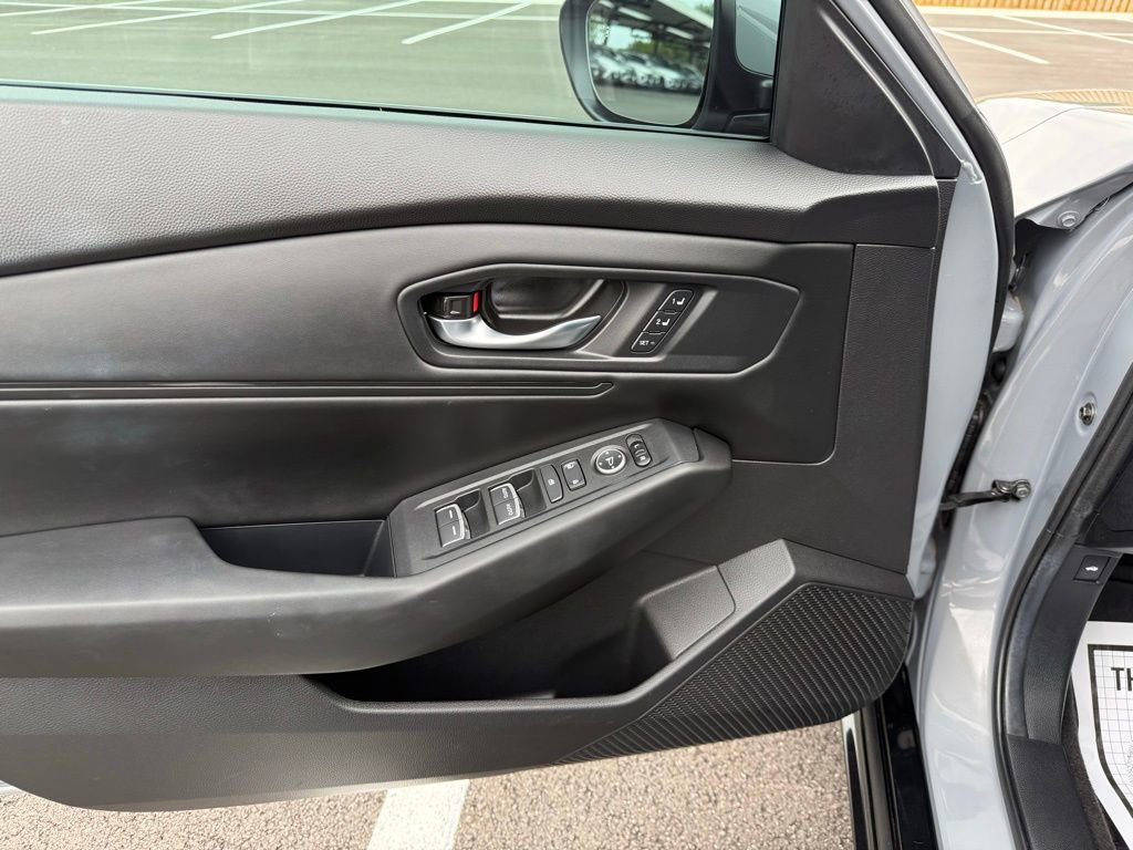 Used 2024 Honda Accord EX-L image 11