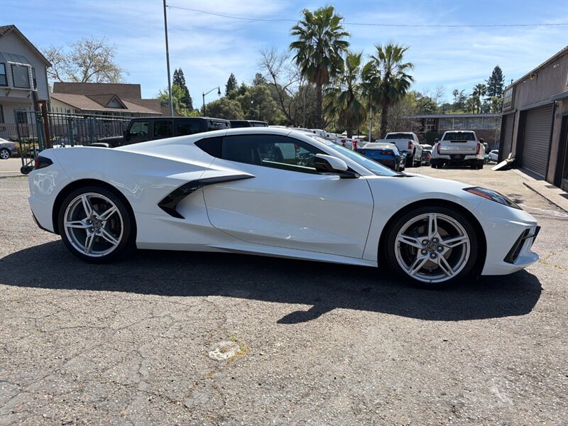 Used 2021 Chevrolet Corvette Stingray Coupe w/ 1LT RWD image 6