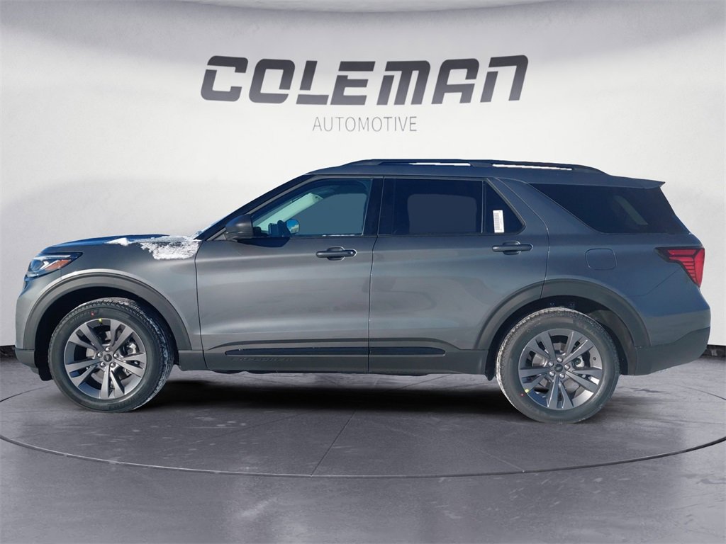 New 2026 Ford Explorer Active image 2