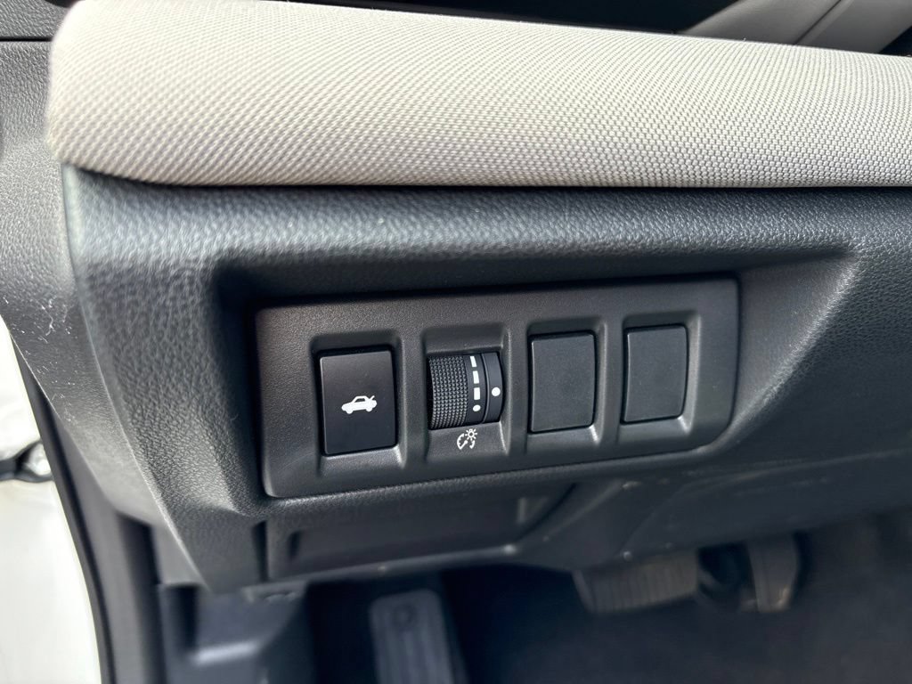 Certified 2025 Subaru Legacy Premium AWD/4WD image 18