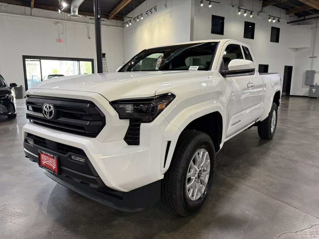 New 2025 Toyota Tacoma SR5 image 4