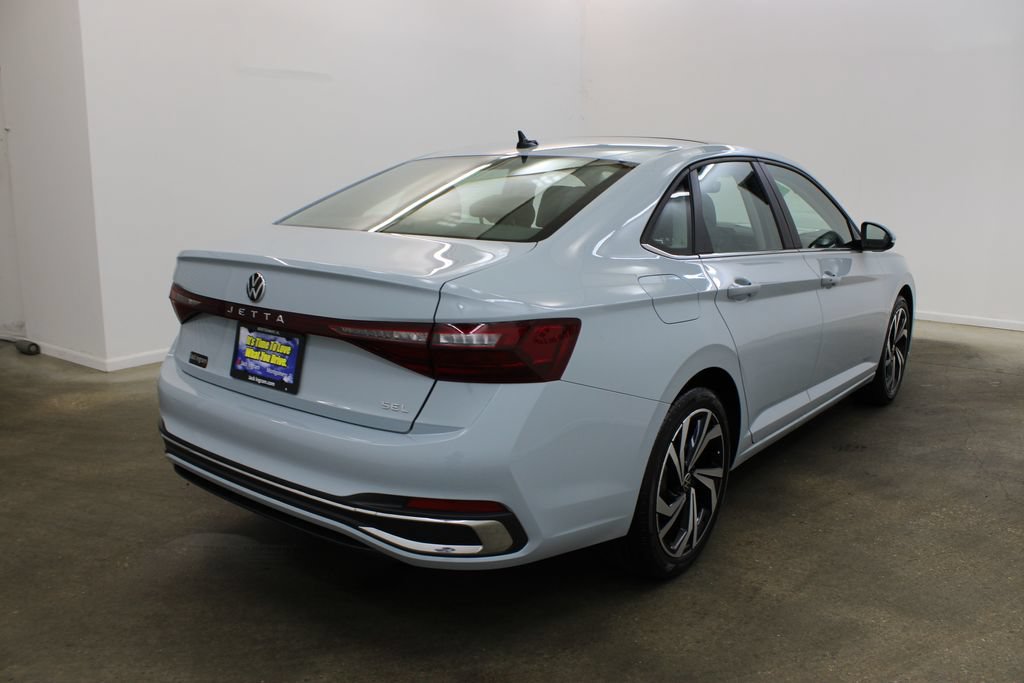 New 2026 Volkswagen Jetta SEL FWD image 5