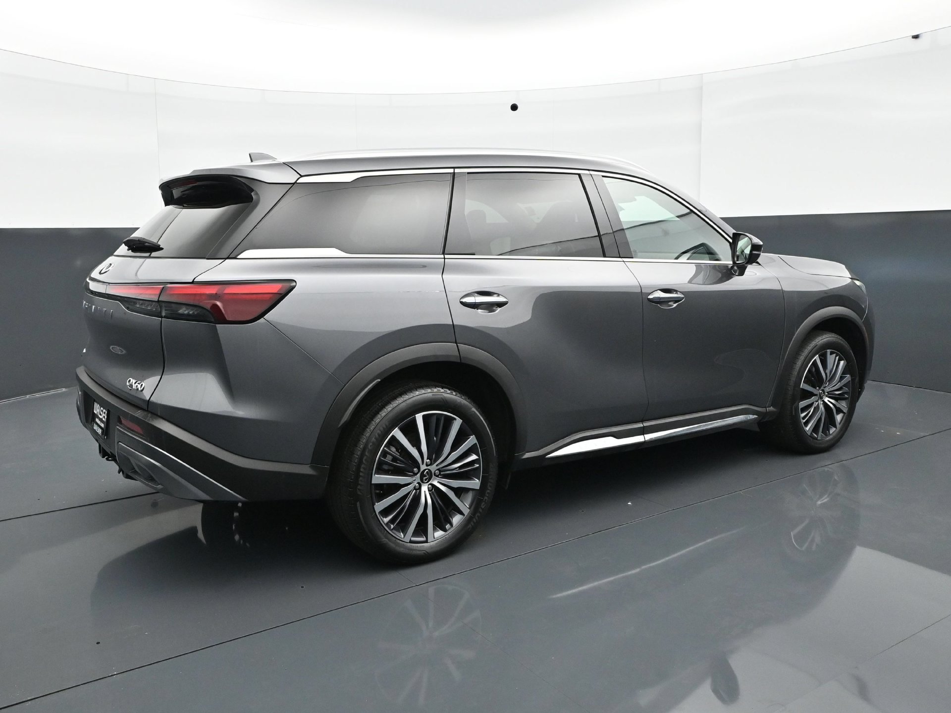 Used 2024 INFINITI QX60 Sensory AWD/4WD image 7