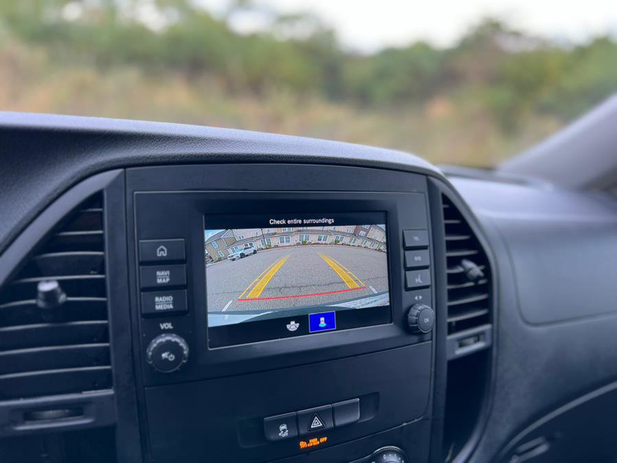 Used 2021 Mercedes-Benz Metris Ranger Partition/ Standard Roo image 21