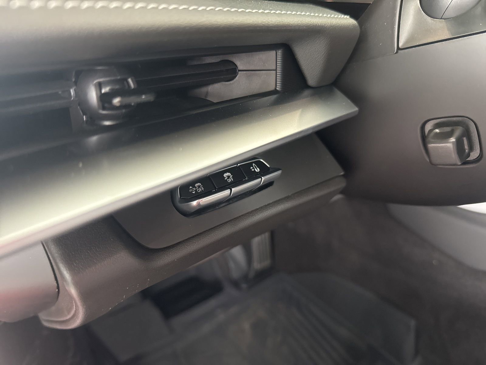 New 2026 Chevrolet Corvette Stingray Preferred Cpe w/ Battery Protection Package image 18