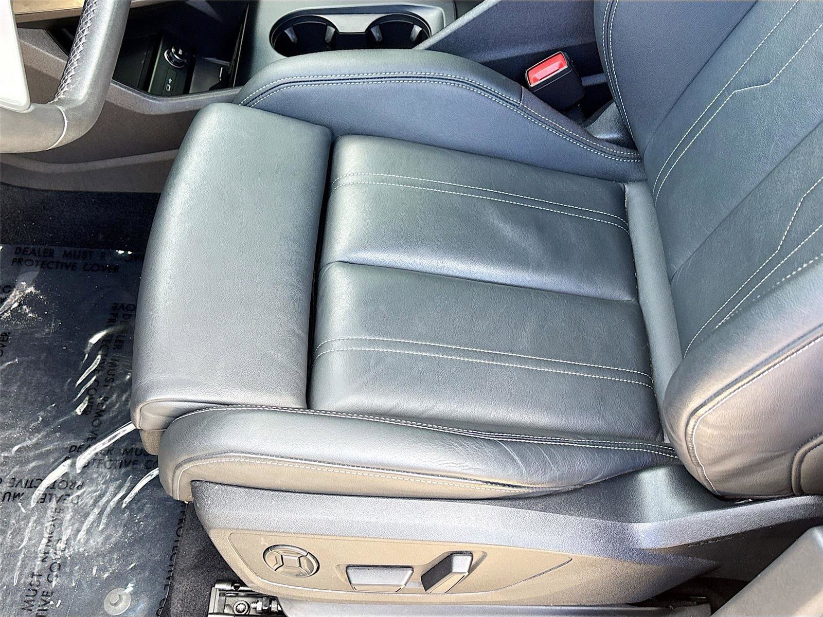 Used 2023 Audi Q4 e-tron Prestige w/ Black Optic Package image 20