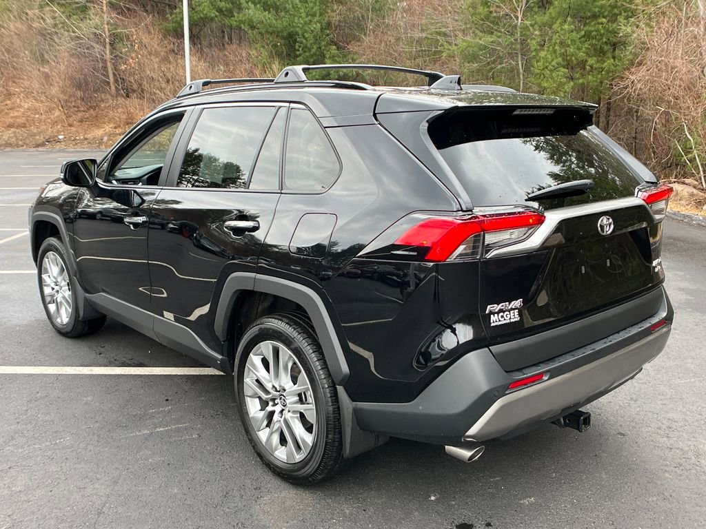 Used 2025 Toyota RAV4 Limited w/ Advanced Technology Package image 3