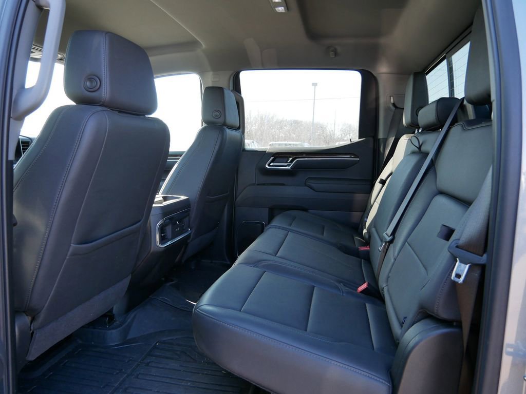 Used 2025 GMC Sierra 1500 Elevation w/ Elevation Premium Package image 12