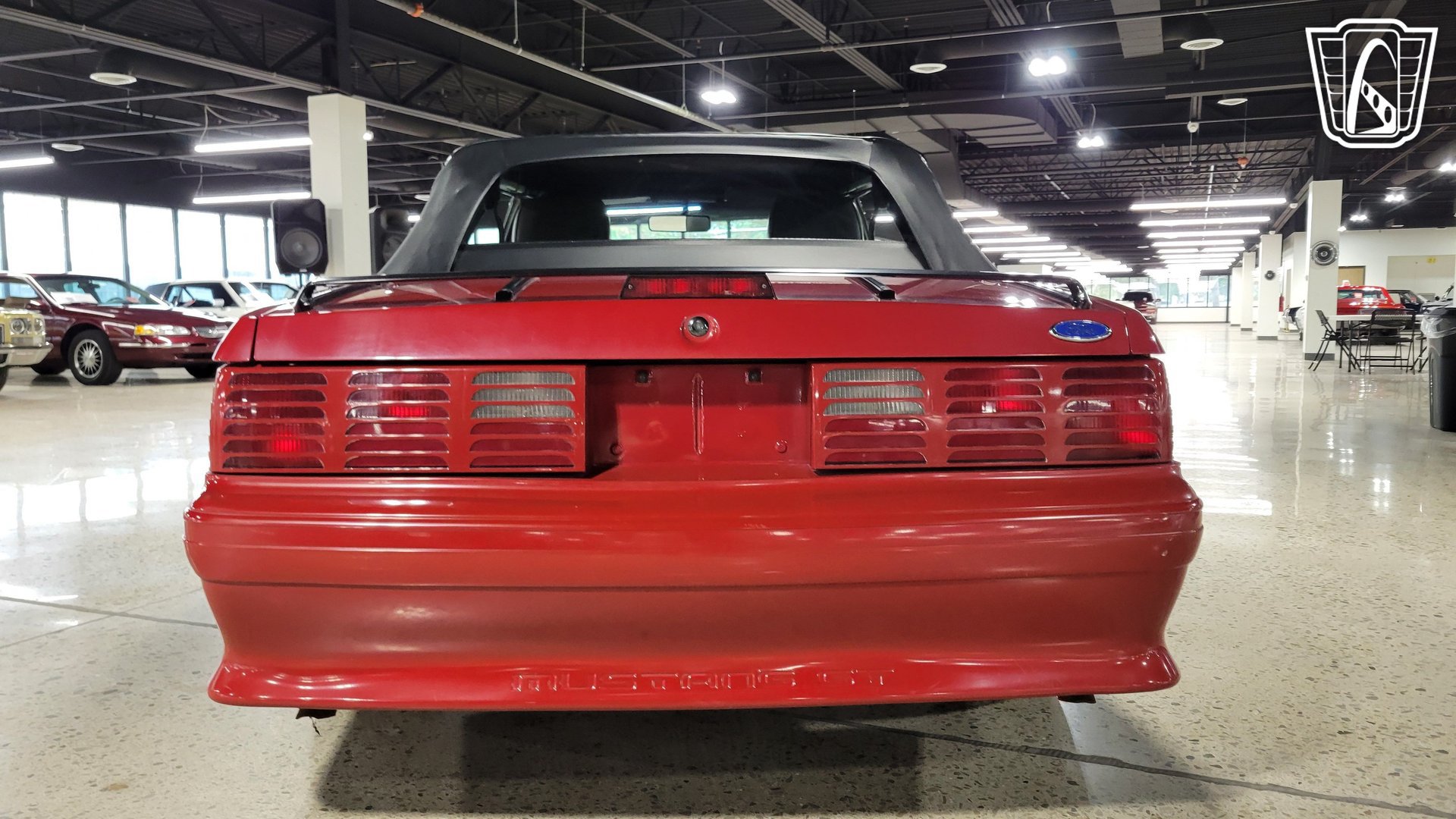 Used 1989 Ford Mustang GT RWD image 3