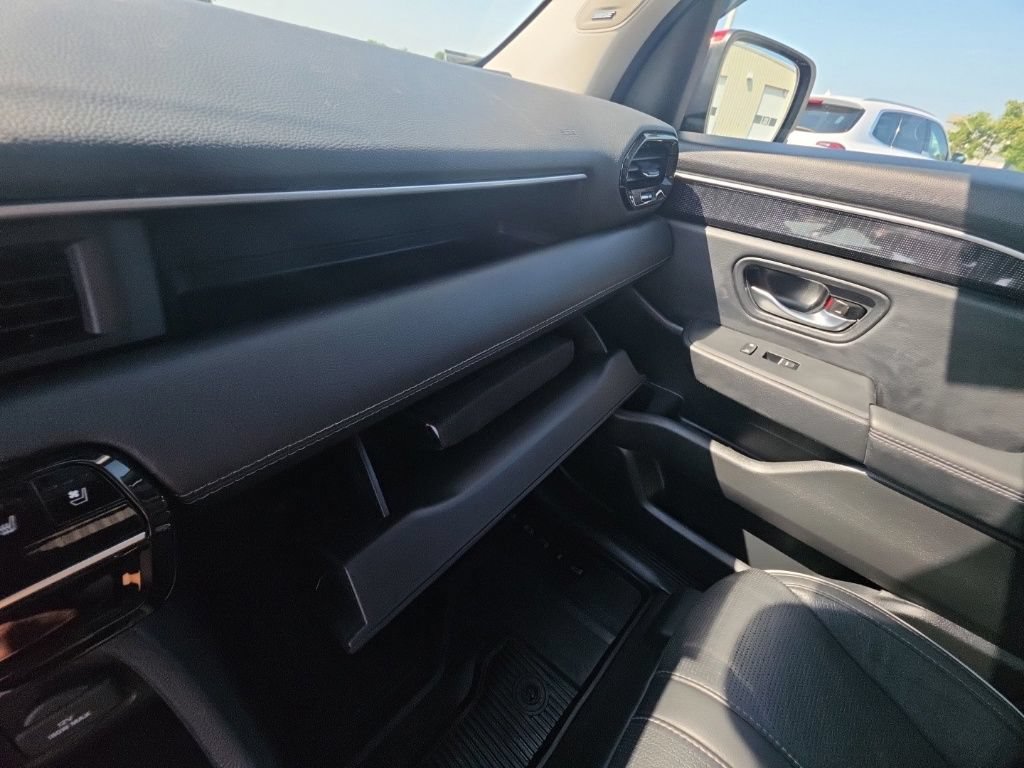 Certified 2025 Honda Pilot Elite image 23