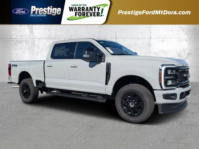 New 2026 Ford F350 Lariat w/ Black Appearance Package