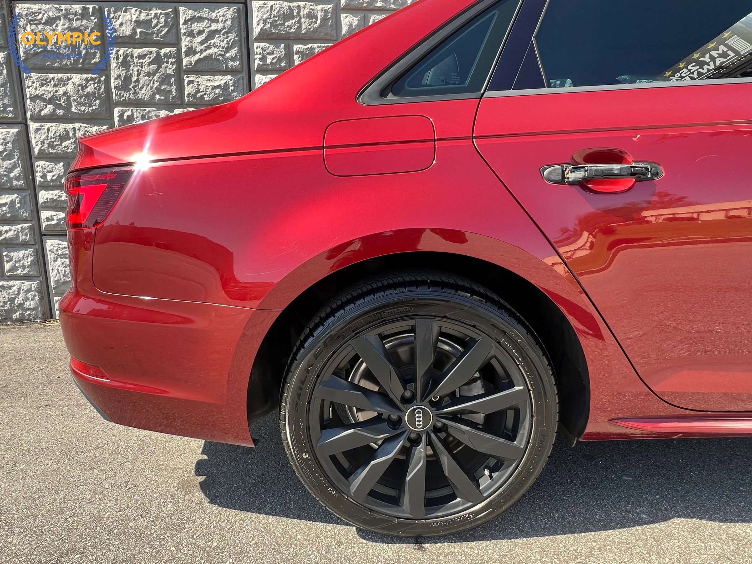 Used 2018 Audi A4 2.0T Ultra Premium w/ Convenience Package FWD image 7