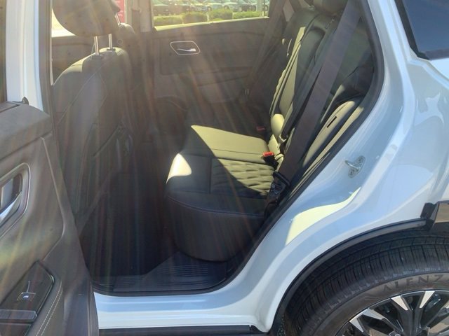 New 2026 Nissan Rogue Platinum image 25