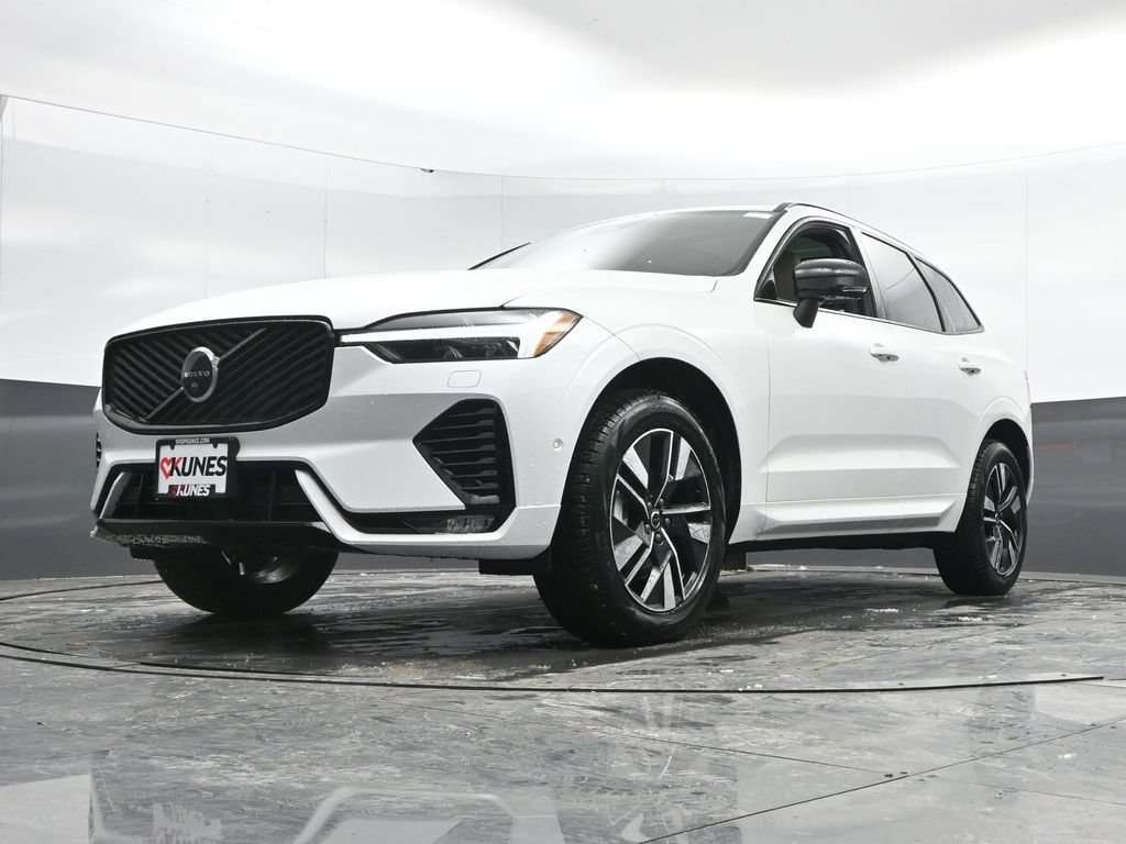 New 2026 Volvo XC60 B5 Plus w/ Protection Package Premier AWD/4WD image 41