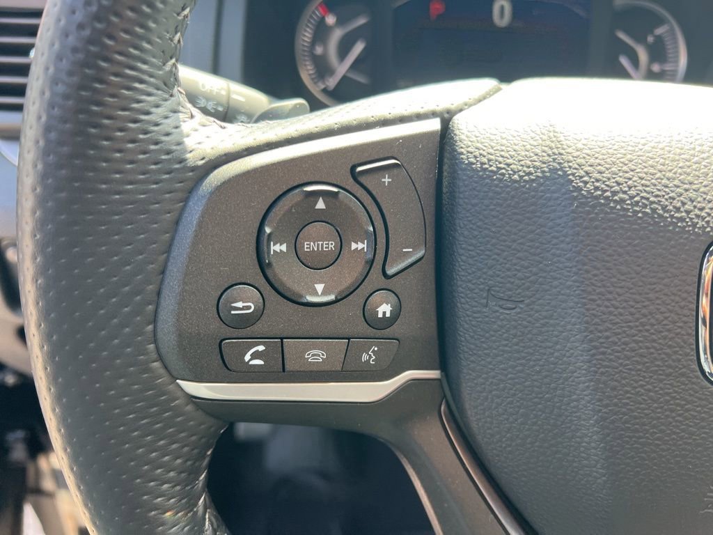 Used 2023 Honda Passport EX-L image 16