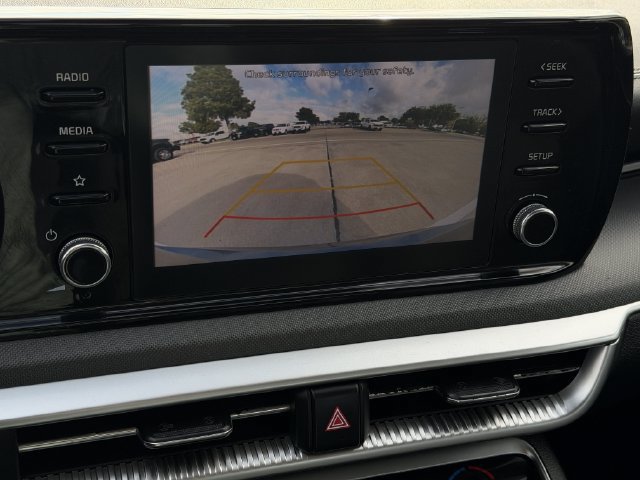 Used 2022 Kia K5 LXS FWD image 16