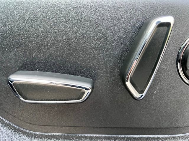 Used 2015 Ford F150 XLT w/ Equipment Group 302A Luxury image 12