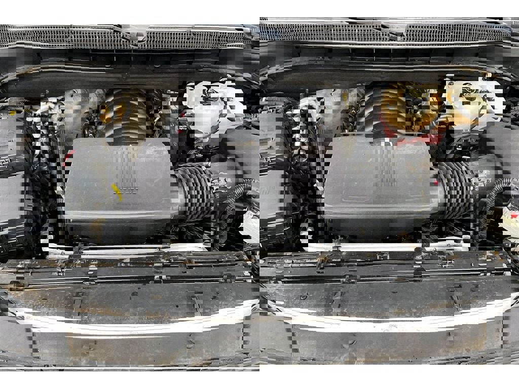 Used 2022 Chevrolet Suburban Z71 w/ Z71 Off-Road Package image 11