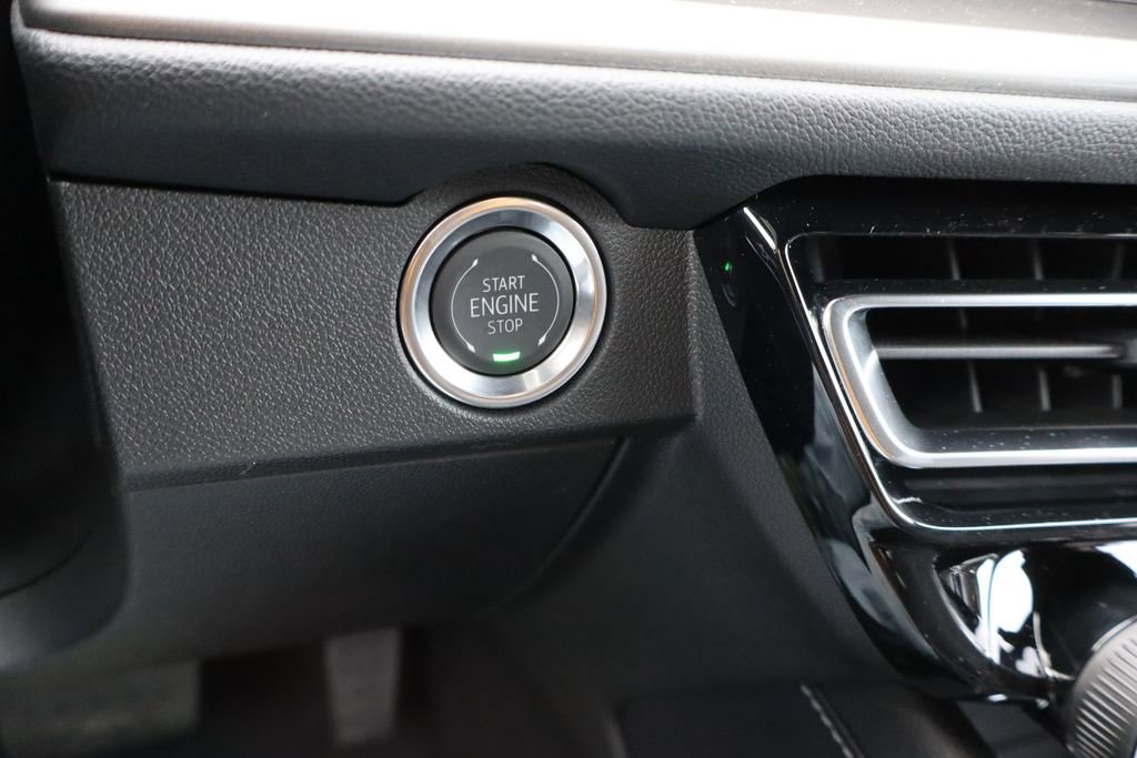 New 2026 Chevrolet Traverse LT w/ Midnight/Sport Edition image 14