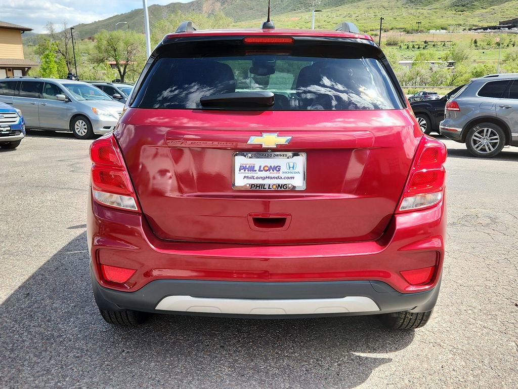 Used 2019 Chevrolet Trax LT w/ LPO, Protection Package AWD/4WD image 4