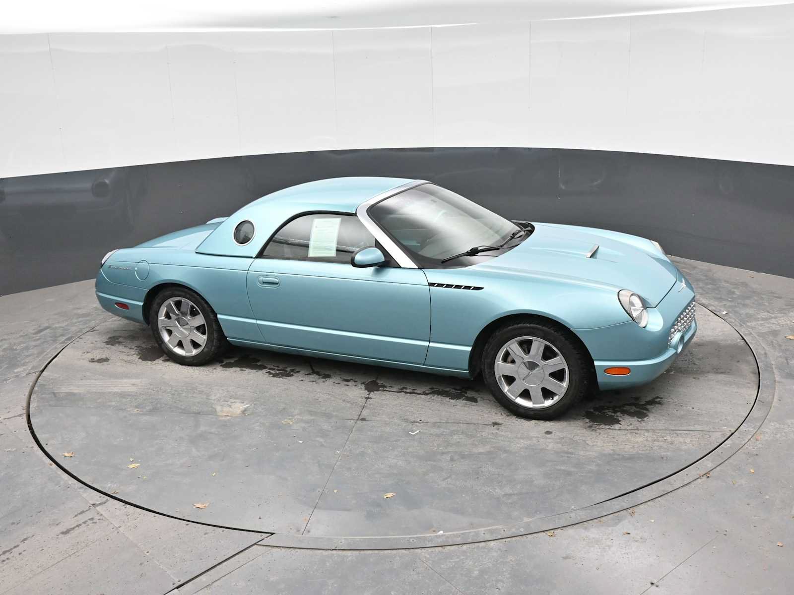 Used 2002 Ford Thunderbird RWD image 19