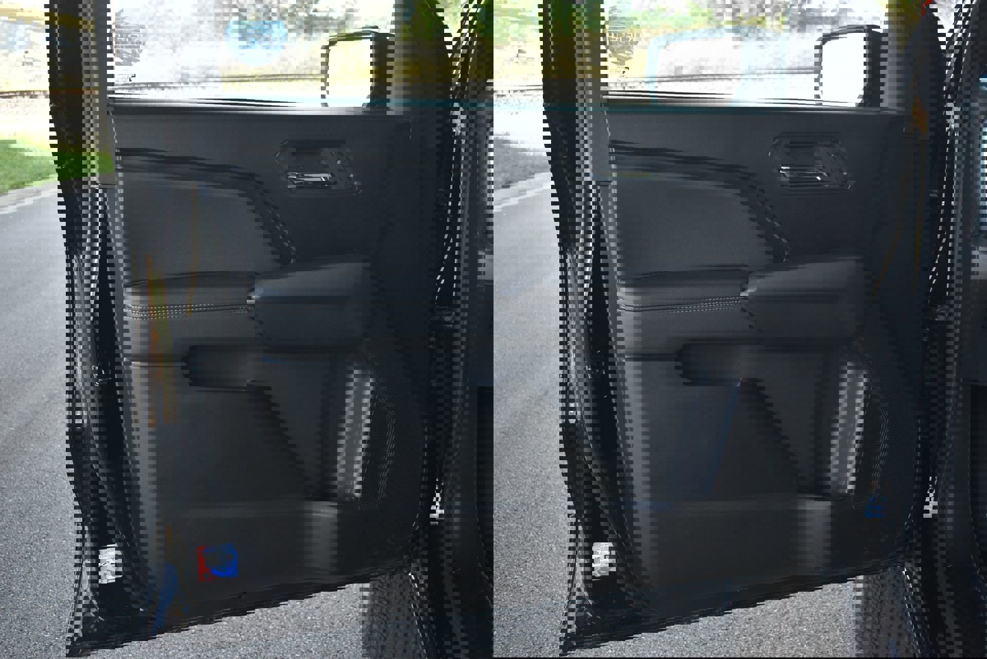 New 2026 GMC Canyon Elevation w/ Convenience Package image 12