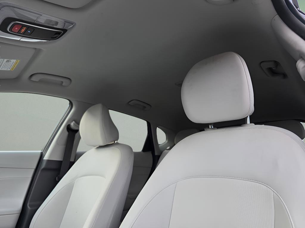 Used 2024 Hyundai Kona SEL image 20