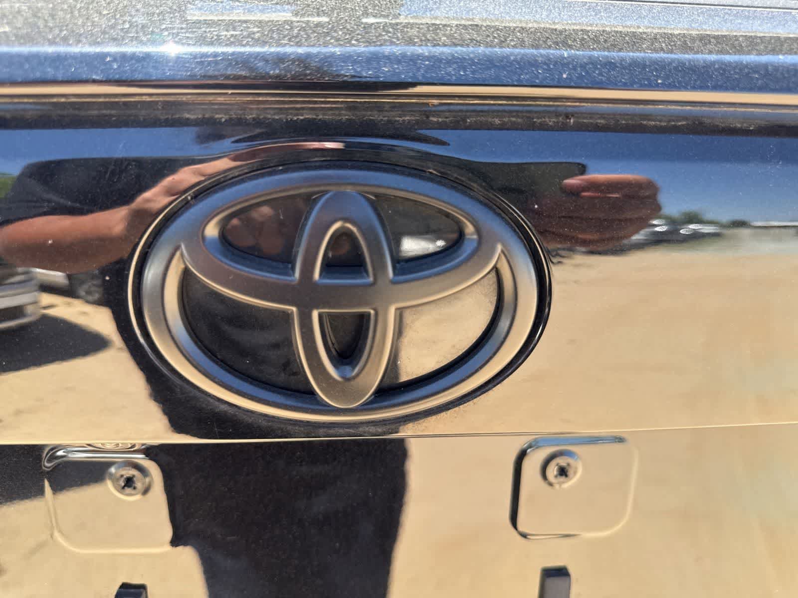 Used 2024 Toyota RAV4 XLE w/ Convenience Package FWD image 13