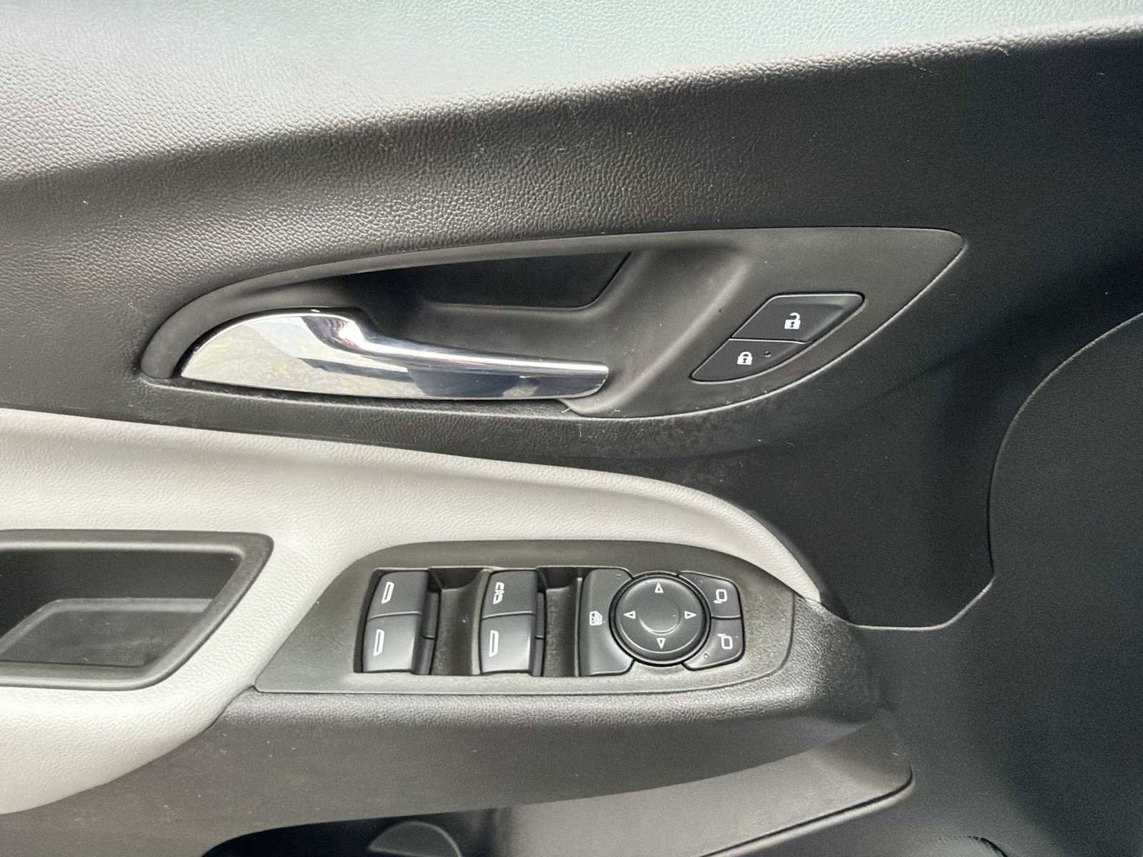 Certified 2024 Chevrolet Equinox LS w/ Sport Edition image 22