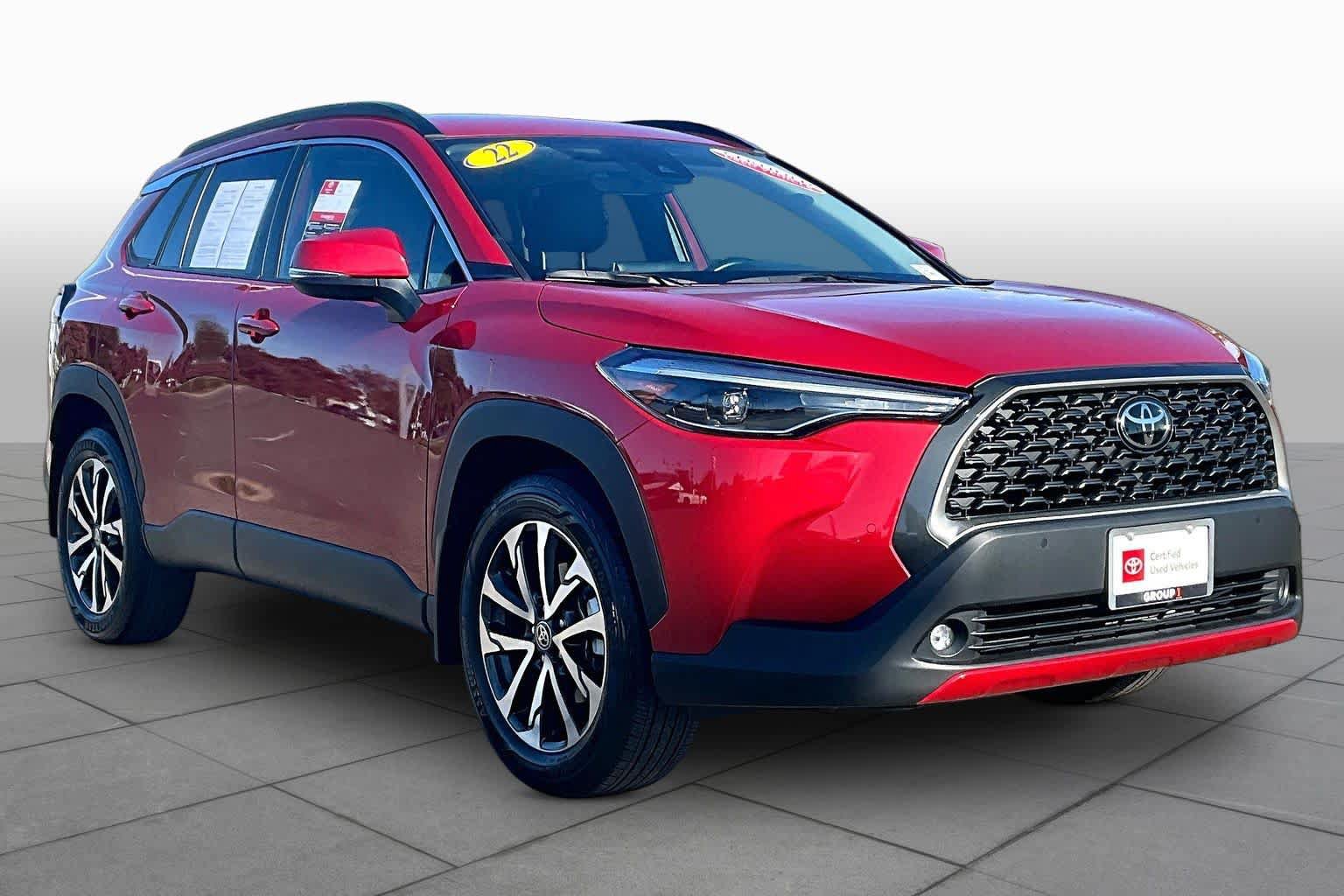 Certified 2022 Toyota Corolla Cross XLE w/ Convenience Package FWD image 2