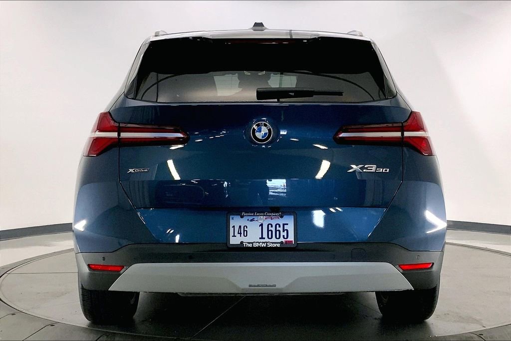 New 2025 BMW X3 xDrive30i w/ Convenience Package image 3