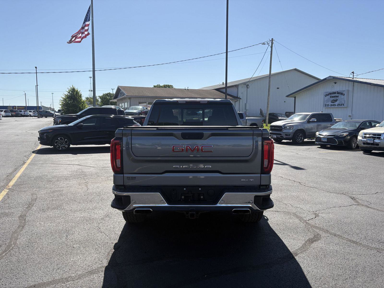 Used 2019 GMC Sierra 1500 SLT w/ SLT Premium Plus Package AWD/4WD image 23