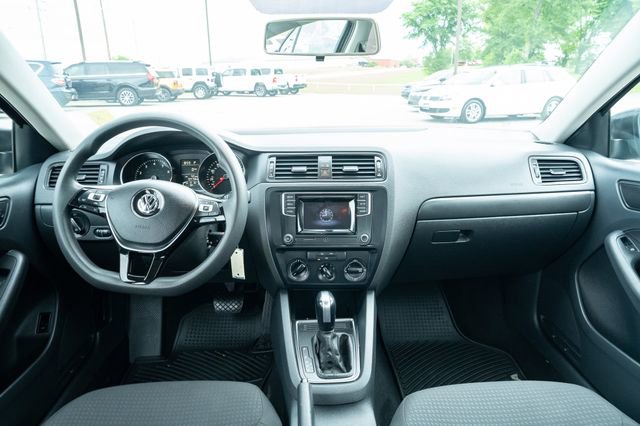Used 2016 Volkswagen Jetta S FWD image 32