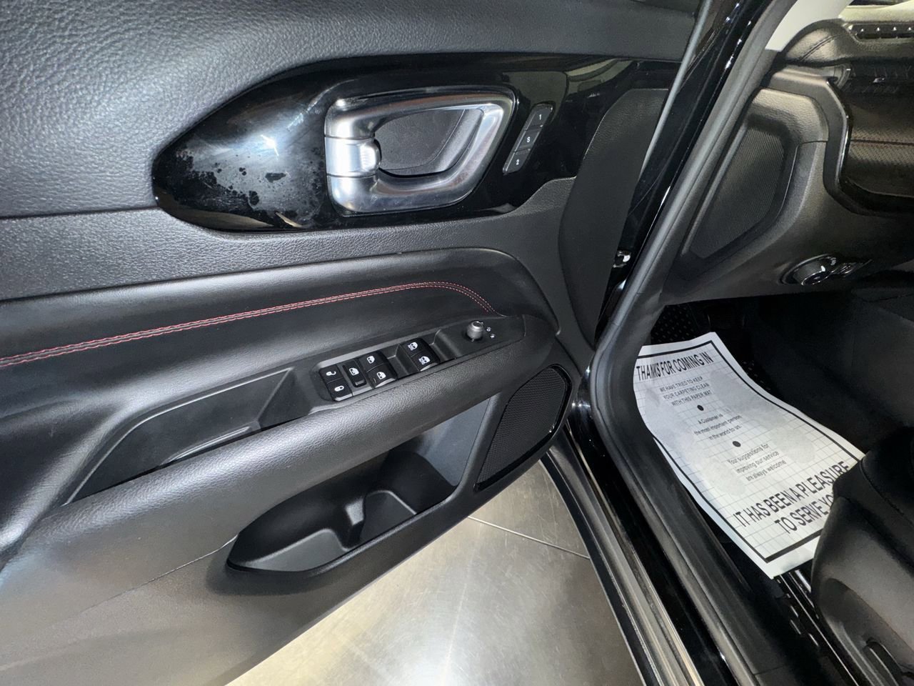 Used 2022 Jeep Compass Trailhawk w/ Trailhawk Elite Group image 21