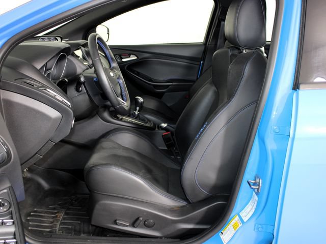 Used 2017 Ford Focus RS AWD/4WD image 5