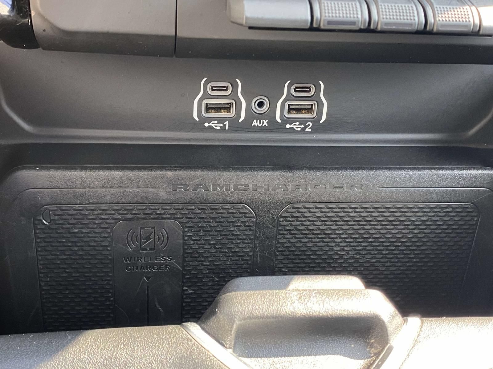 Used 2025 RAM 1500 Big Horn AWD/4WD image 30