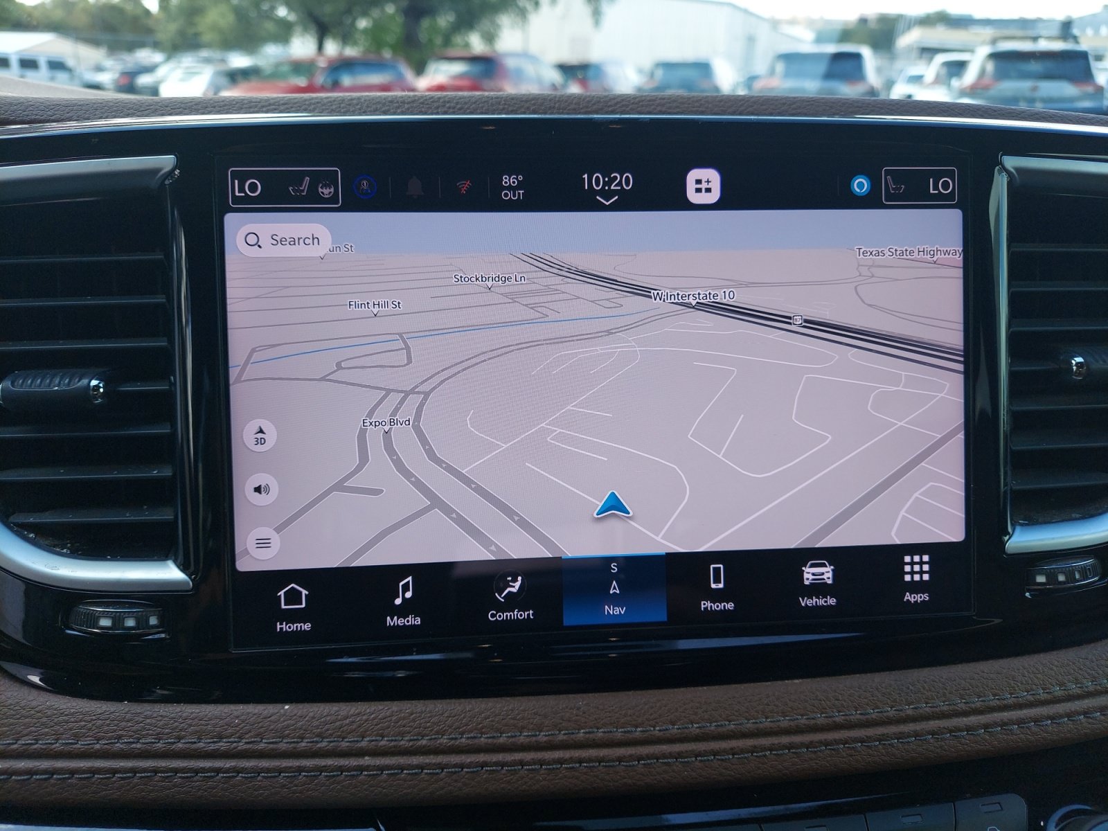 Used 2021 Chrysler Pacifica Limited w/ Uconnect Theater Family Group AWD/4WD image 14