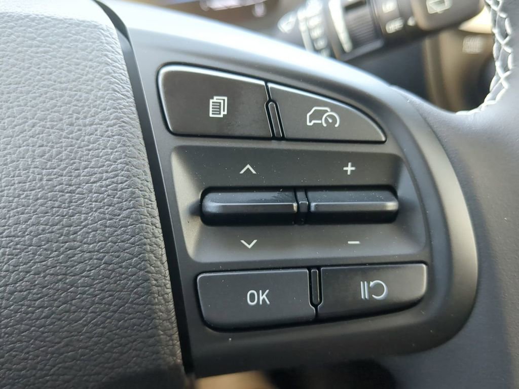 New 2025 Hyundai Venue Limited image 29