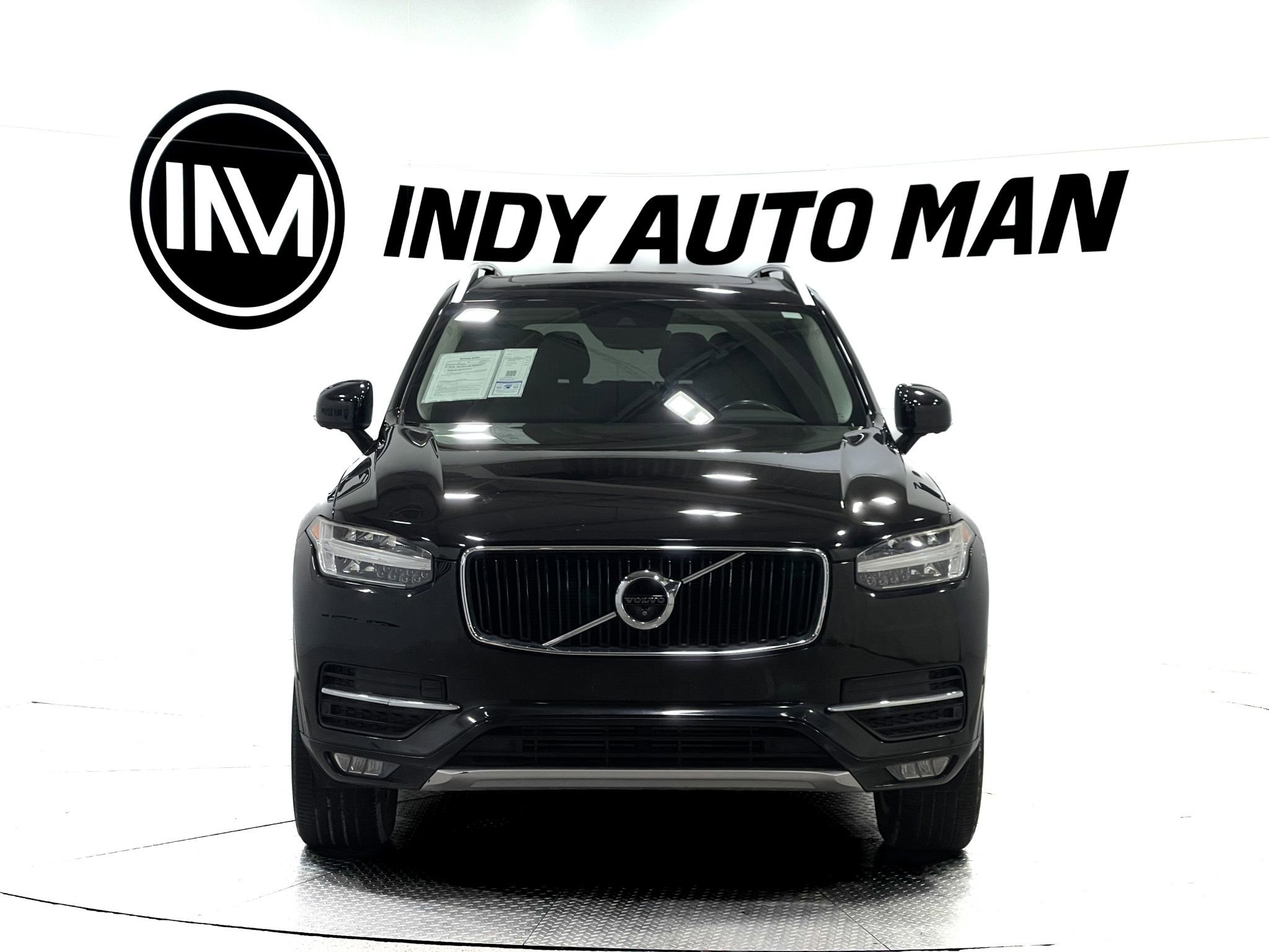 Used 2018 Volvo XC90 T5 Momentum w/ Convenience Package FWD image 9
