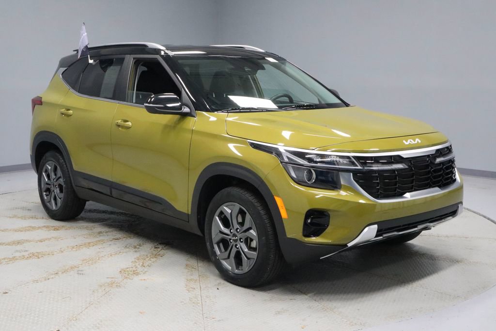 Used 2024 Kia Seltos S AWD/4WD image 1