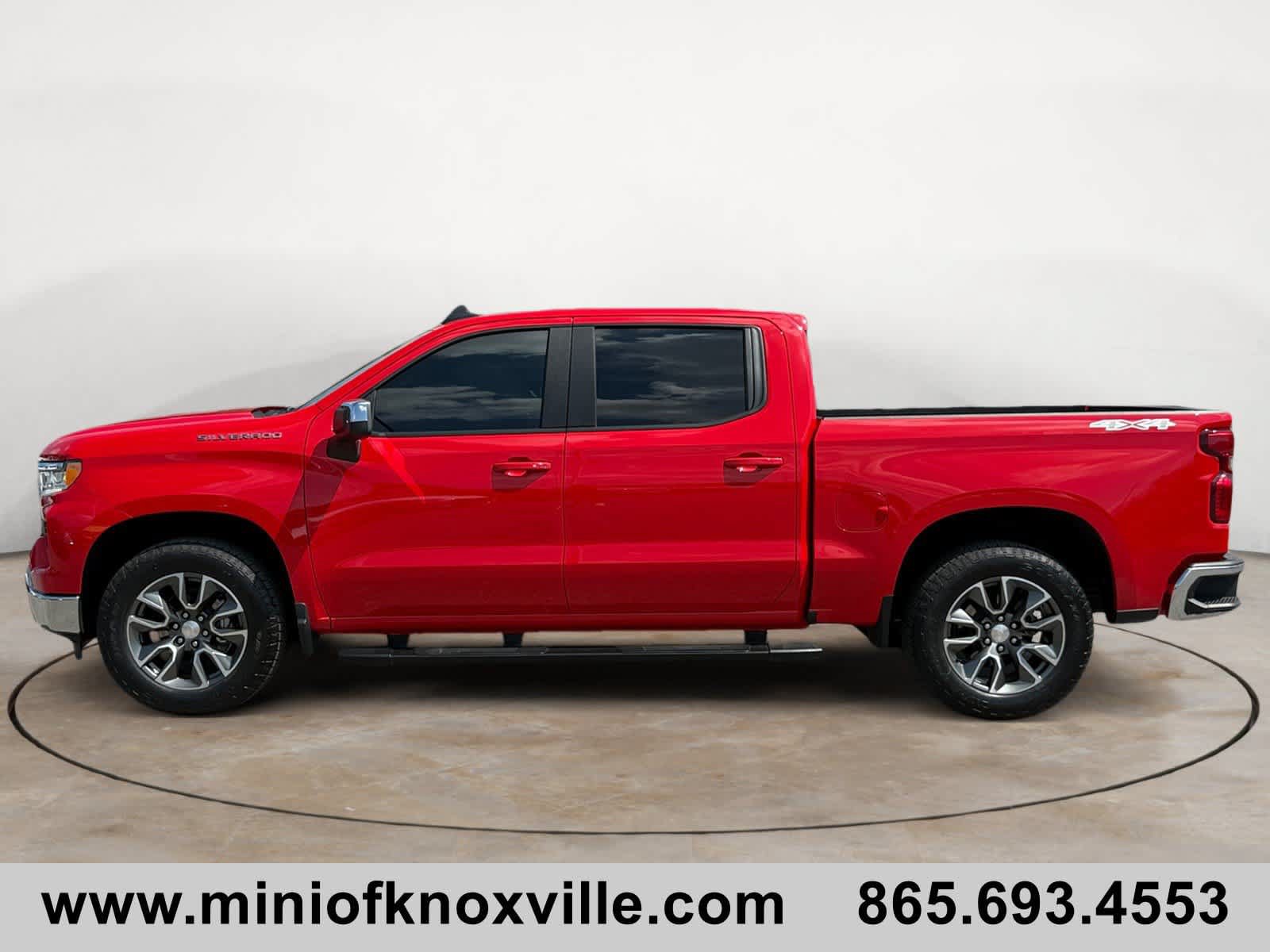 Used 2023 Chevrolet Silverado 1500 LT w/ Protection Package AWD/4WD image 6