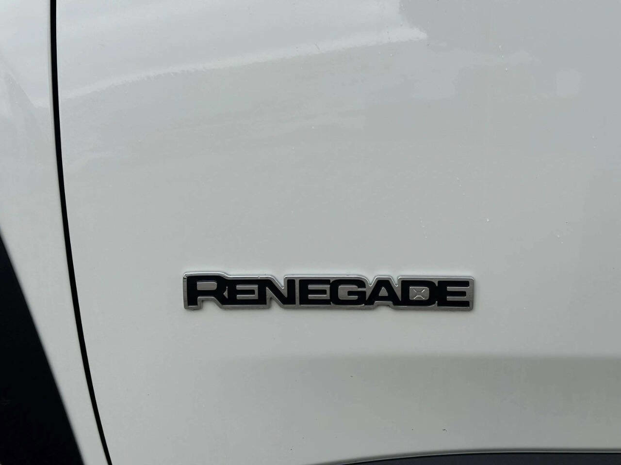 Used 2020 Jeep Renegade Sport w/ Sport Appearance Group AWD/4WD image 35