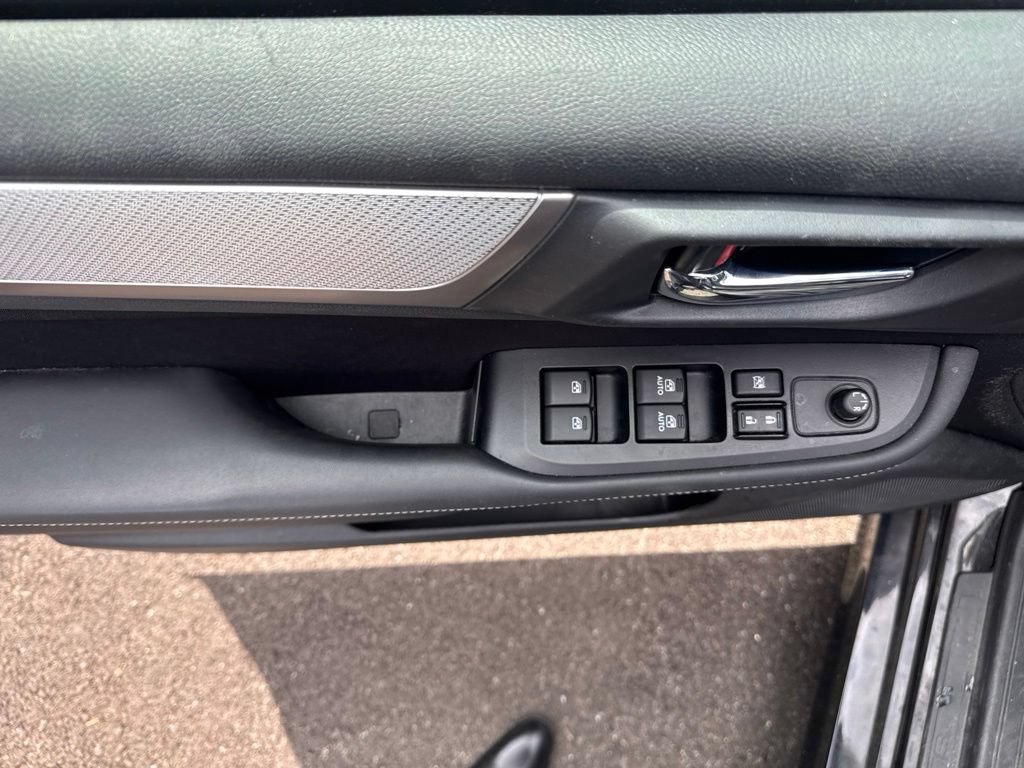 Used 2015 Subaru Legacy 2.5i Premium AWD/4WD image 13