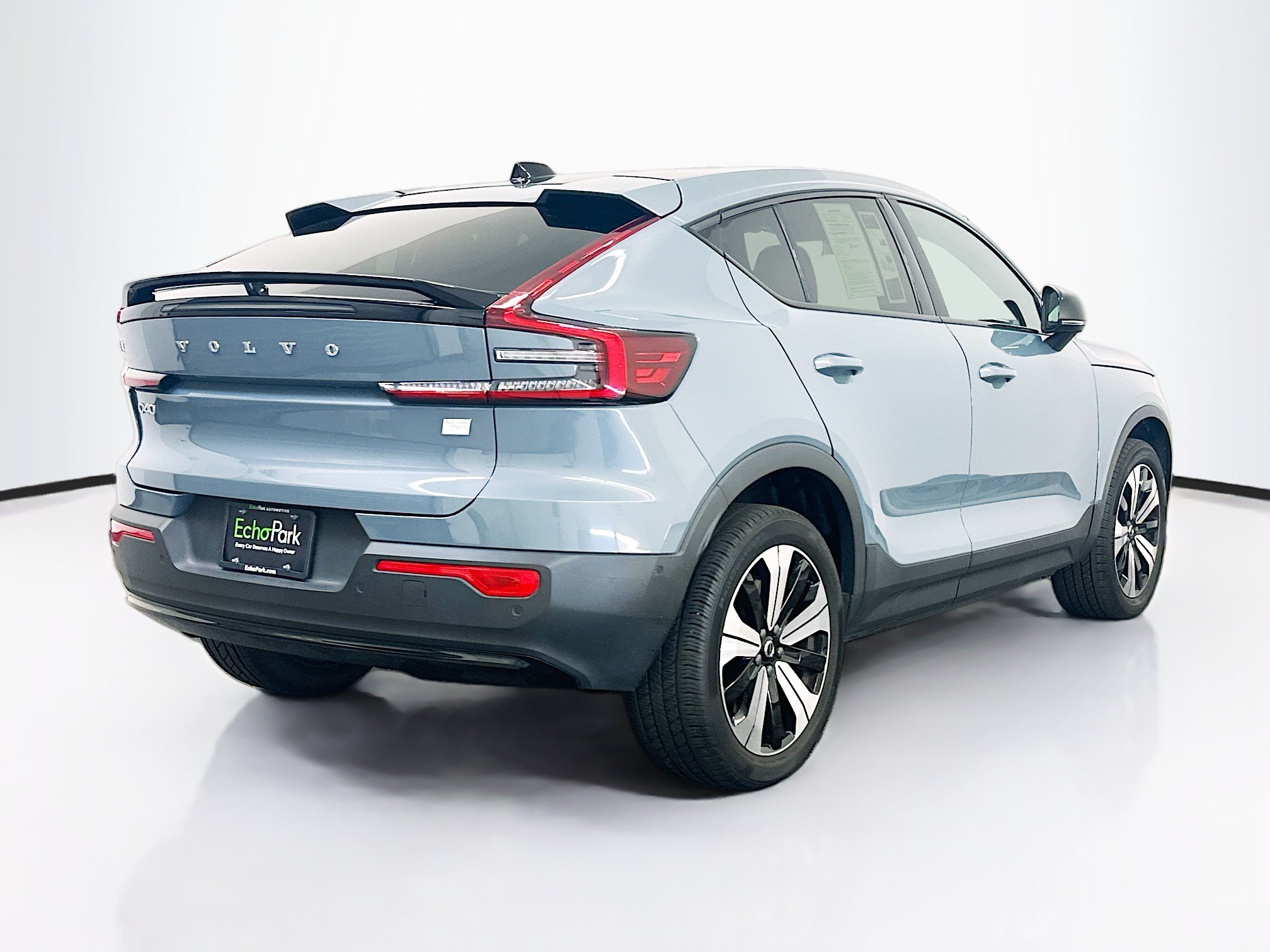 Used 2023 Volvo C40 P8 Recharge Plus w/ Protection Package Premier AWD/4WD image 9