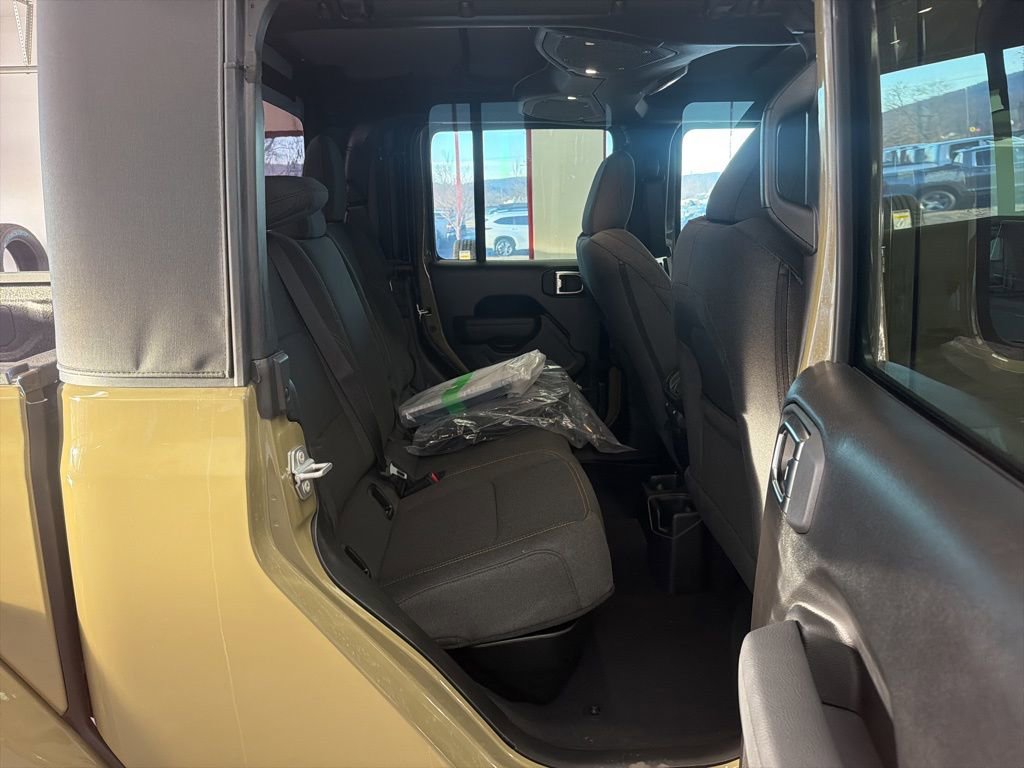 New 2026 Jeep Gladiator Sport AWD/4WD image 25